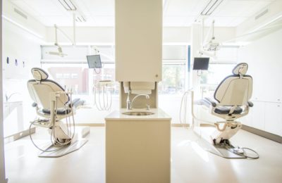 3 Benefits of a Modern Call Center for Your Dentist Office